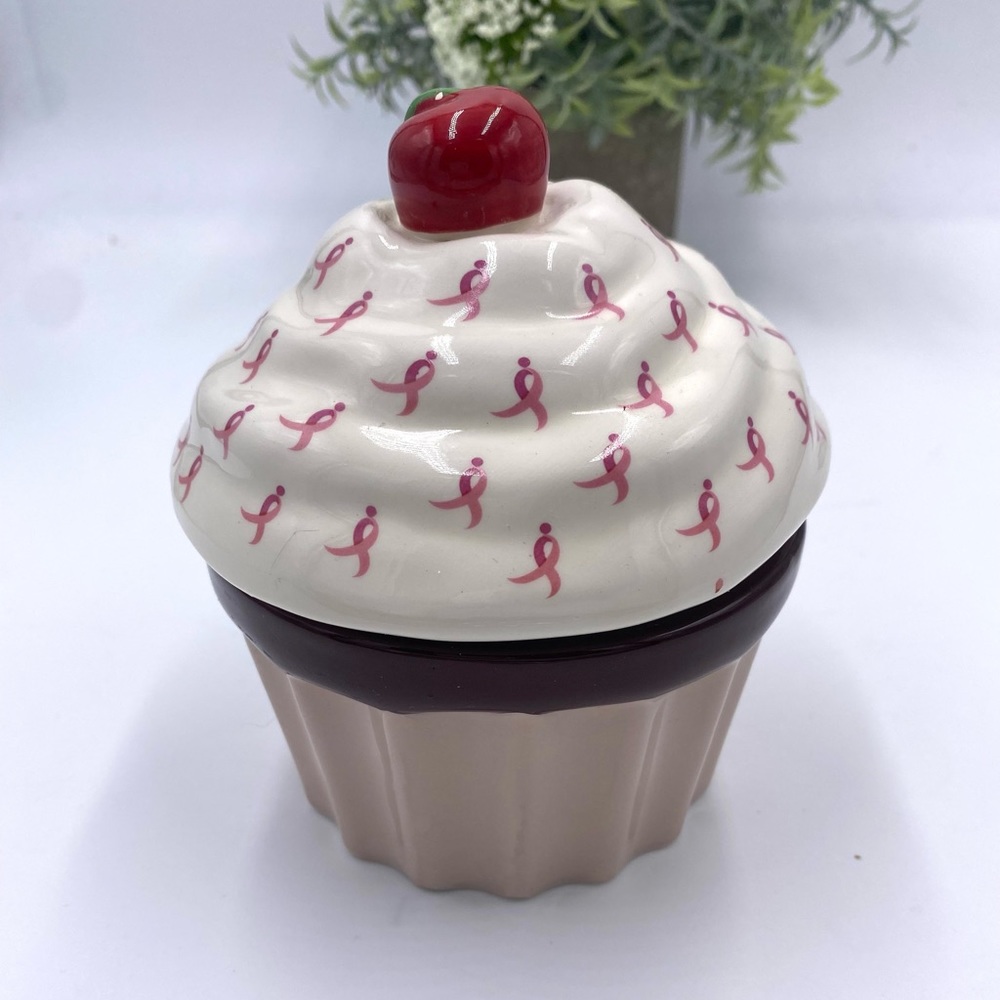 PANDORA unforgettable moments Ceramic Cupcake, Susan G. Komen, limited edition - Picture 10 of 10